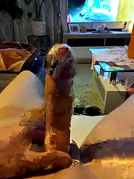 Snapshot of Bi-Sunny chatting on October 2025 05:08:01 AM Bi-Sunny online show from October 2025 05:08:01 AM