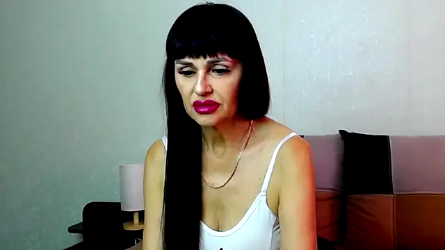 VeneraV online show from September 2025 09:42:02 AM