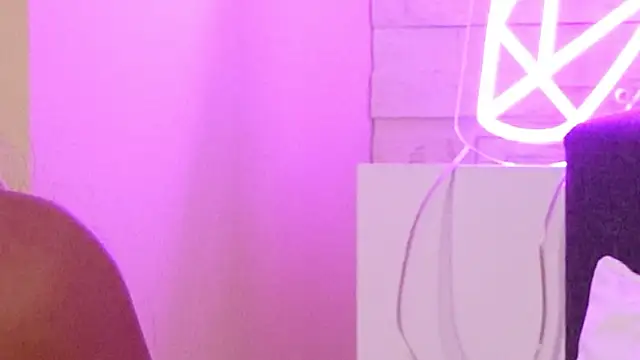 Snapshot of ClaraHazel chatting on February 2026 02:52:01 AM ClaraHazel online show from February 2026 02:52:01 AM