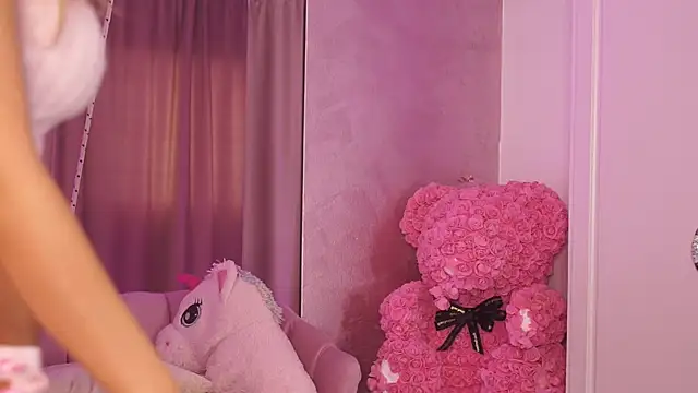 ClaraHazel online show from May 2026 05:45:01 AM