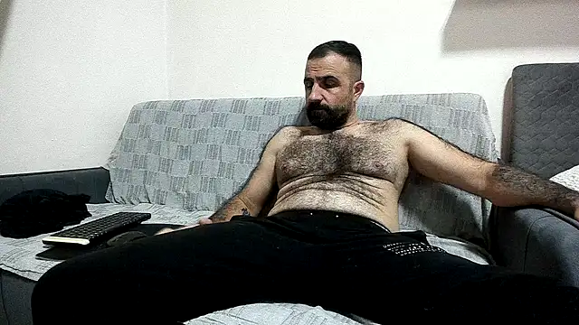 Snapshot of ivat80 chatting on October 2025 04:59:01 PM ivat80 online show from October 2025 04:59:01 PM