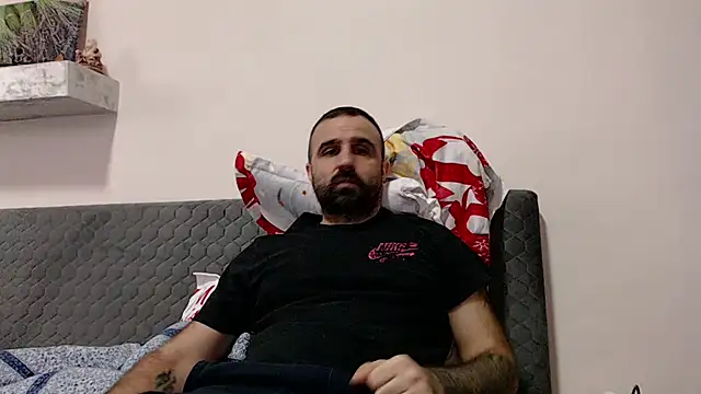 Snapshot of ivat80 chatting on January 2025 02:19:02 PM ivat80 online show from January 2025 02:19:02 PM