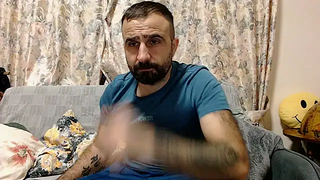 Snapshot of ivat80 chatting on February 2025 03:49:02 PM ivat80 online show from February 2025 03:49:02 PM