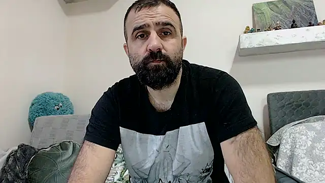 Snapshot of ivat80 chatting on December 2024 06:34:01 AM ivat80 online show from December 2024 06:34:01 AM