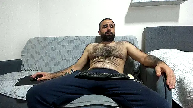 Snapshot of ivat80 chatting on October 2025 04:40:02 PM ivat80 online show from October 2025 04:40:02 PM