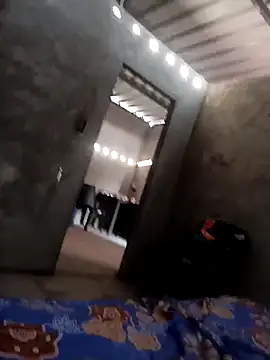 ferluiz1 online show from April 2026 12:21:02 PM