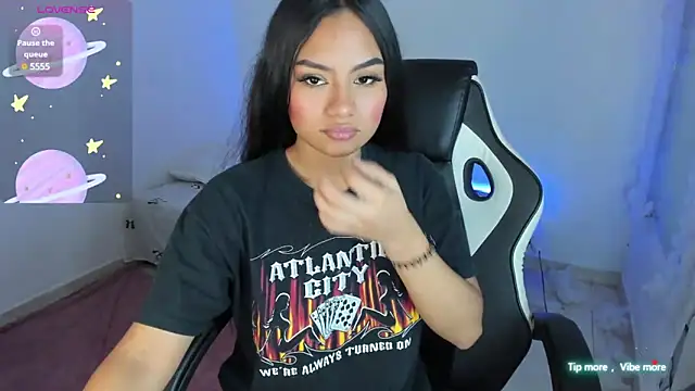 Riana Kean online show from February 2025 12:20:01 AM