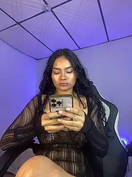 Riana Kean online show from February 2025 11:43:02 PM