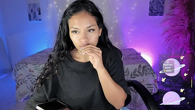 Riana Kean online show from November 2025 04:56:02 AM