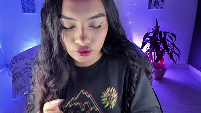 Riana Kean online show from November 2025 01:20:02 AM