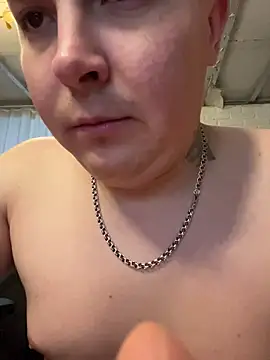 Snapshot of MrMrsRight chatting on February 2026 03:51:01 AM MrMrsRight online show from February 2026 03:51:01 AM