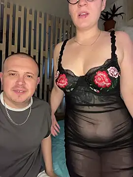 MrMrsRight online show from October 2025 10:14:01 AM