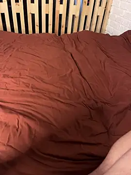 MrMrsRight online show from November 2025 10:15:01 AM