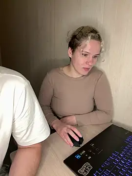 MrMrsRight online show from February 2025 10:55:02 PM