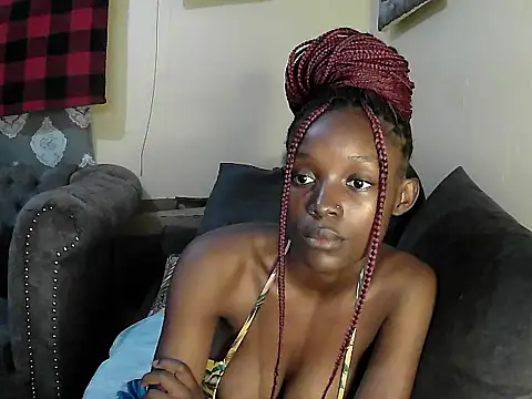 petite clara24 online show from February 2025 09:48:01 PM