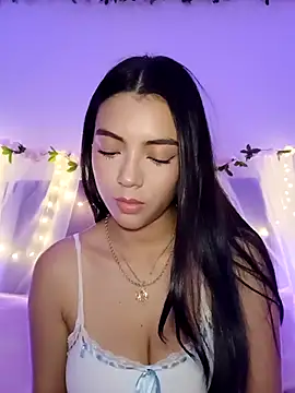 Julie Bennet online show from February 2026 04:08:01 AM