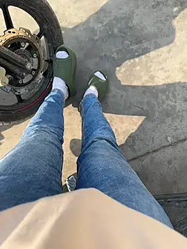 Cum on your tityyy online show from January 2026 09:27:02 AM