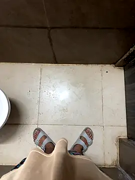 Snapshot of Cum_on_your_tityyy chatting on September 2025 01:07:01 PM Cum on your tityyy online show from September 2025 01:07:01 PM