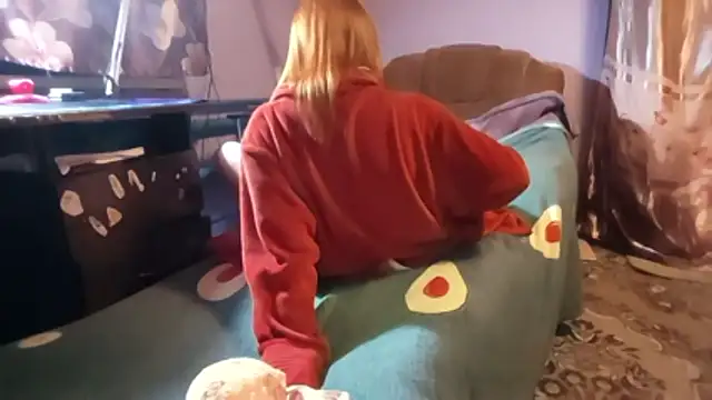  Kitti  online show from February 2026 05:37:01 PM