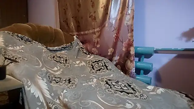  Kitti  online show from December 2025 05:47:02 PM