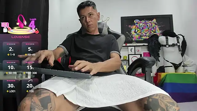 Snapshot of andy_dwels777 chatting on September 2025 09:48:01 PM andy dwels777 online show from September 2025 09:48:01 PM