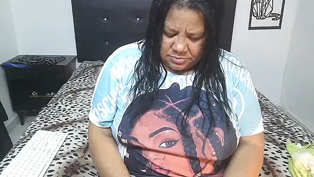 Shanttal0272 online show from January 2026 12:50:02 AM