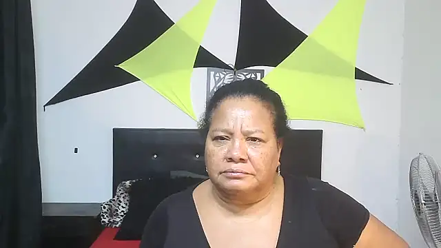 Shanttal0272 online show from May 2026 10:16:02 PM