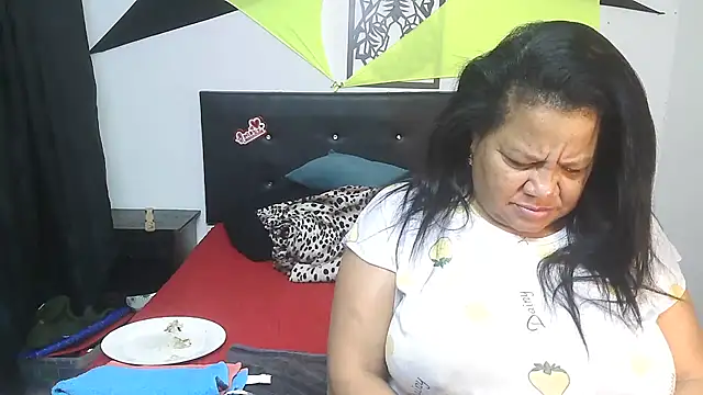 Shanttal0272 online show from February 2026 01:57:02 PM