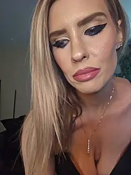 ellieconradxo online show from June 2026 05:06:01 PM