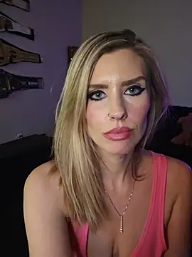 ellieconradxo online show from June 2026 05:30:01 AM