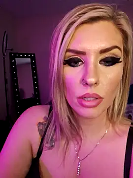 Snapshot of ellieconradxo chatting on February 2025 07:52:01 PM ellieconradxo online show from February 2025 07:52:01 PM