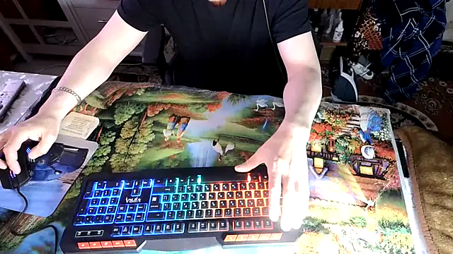 Snapshot of oleg1984 chatting on September 2025 08:33:01 PM oleg1984 online show from September 2025 08:33:01 PM