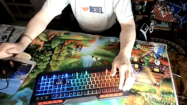 Snapshot of oleg1984 chatting on October 2025 05:06:01 PM oleg1984 online show from October 2025 05:06:01 PM