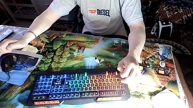 Snapshot of oleg1984 chatting on October 2025 06:20:01 PM oleg1984 online show from October 2025 06:20:01 PM