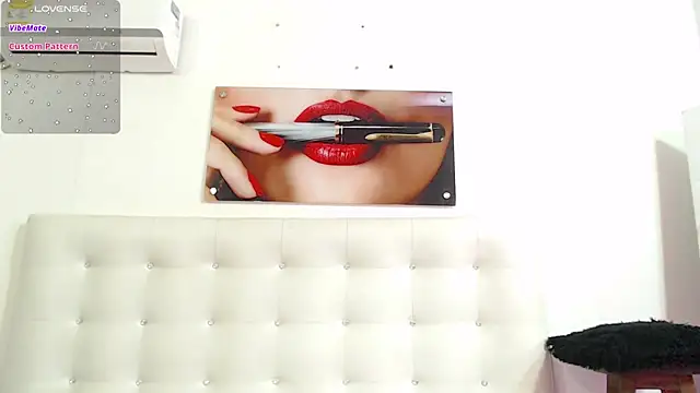 horny-juliette online show from March 2025 12:56:02 PM