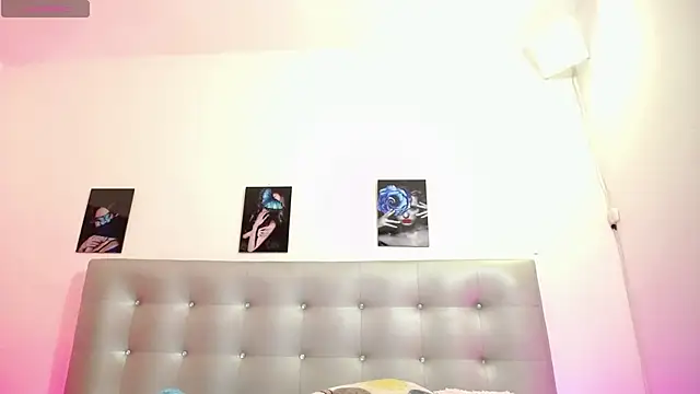 horny-juliette online show from March 2026 03:58:01 PM