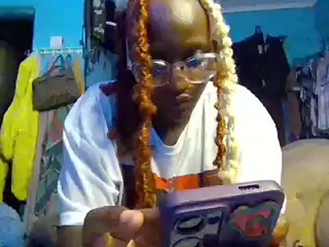 Snapshot of Cutie_pumpkin_ chatting on April 2026 07:31:02 PM Cutie pumpkin online show from April 2026 07:31:02 PM