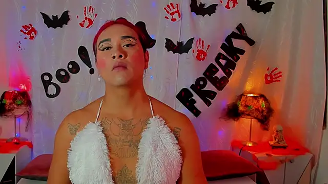 CristalSofiaHOT online show from October 2025 01:12:02 PM