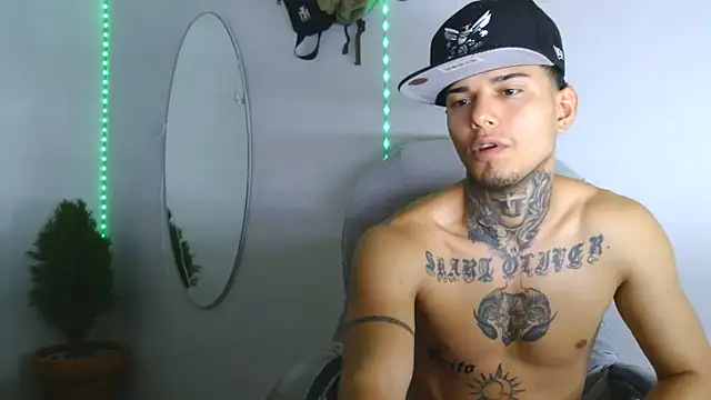 Skartoliver online show from October 2025 02:52:01 PM