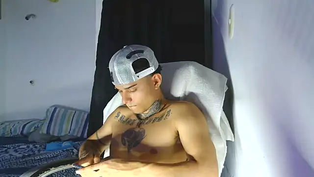 Skartoliver online show from October 2025 04:02:02 AM