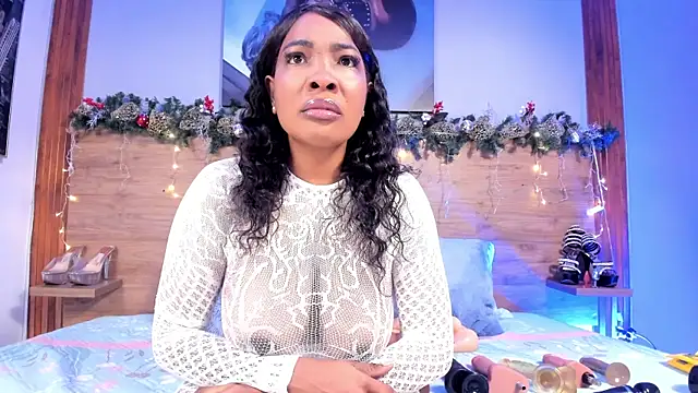 Aliisson Cruz online show from December 2025 05:38:01 PM