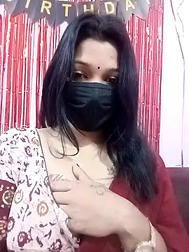 Snapshot of Beauty-khan chatting on February 2025 09:25:02 PM Beauty-khan online show from February 2025 09:25:02 PM