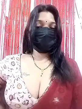 Snapshot of Beauty-khan chatting on February 2025 01:22:01 PM Beauty-khan online show from February 2025 01:22:01 PM