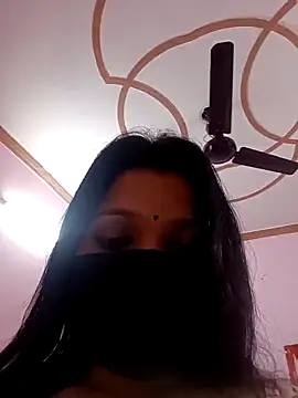 Snapshot of Beauty-khan chatting on February 2025 09:39:01 PM Beauty-khan online show from February 2025 09:39:01 PM