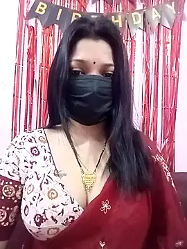 Snapshot of Beauty-khan chatting on February 2025 12:08:02 PM Beauty-khan online show from February 2025 12:08:02 PM