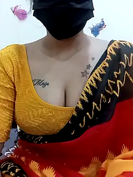 Snapshot of Beauty-khan chatting on November 2025 03:51:01 PM Beauty-khan online show from November 2025 03:51:01 PM