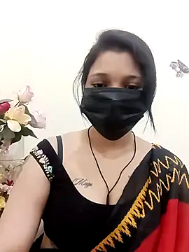 Snapshot of Beauty-khan chatting on November 2025 06:55:02 PM Beauty-khan online show from November 2025 06:55:02 PM