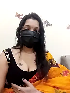 Snapshot of Beauty-khan chatting on November 2025 07:19:01 PM Beauty-khan online show from November 2025 07:19:01 PM