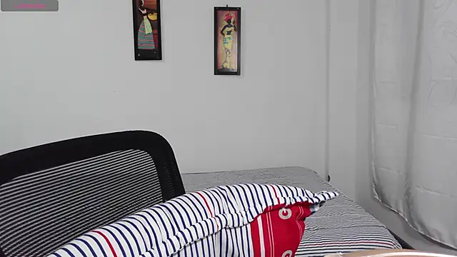 Snapshot of umarany chatting on November 2025 04:07:02 PM umarany online show from November 2025 04:07:02 PM