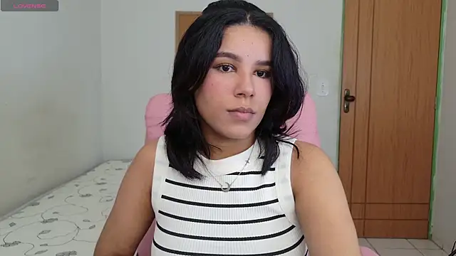Snapshot of ninapego chatting on November 2025 09:25:01 AM ninapego online show from November 2025 09:25:01 AM